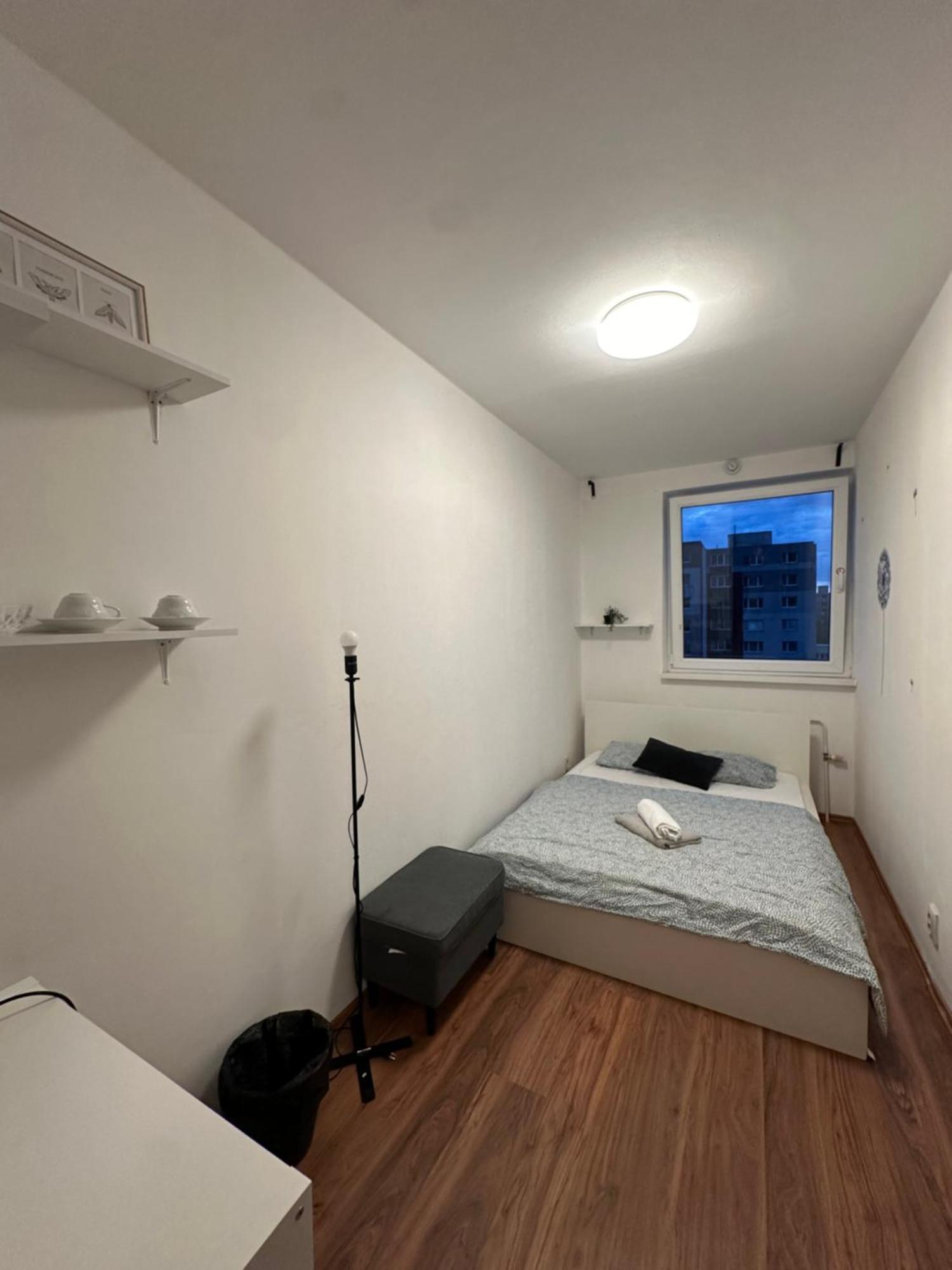 Room 1 Km From Center Bratislava Exteriér fotografie
